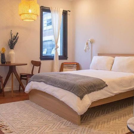 Rail Park Downtown Studio, Amazing Views, Contactless Check-In 필라델피아 외부 사진